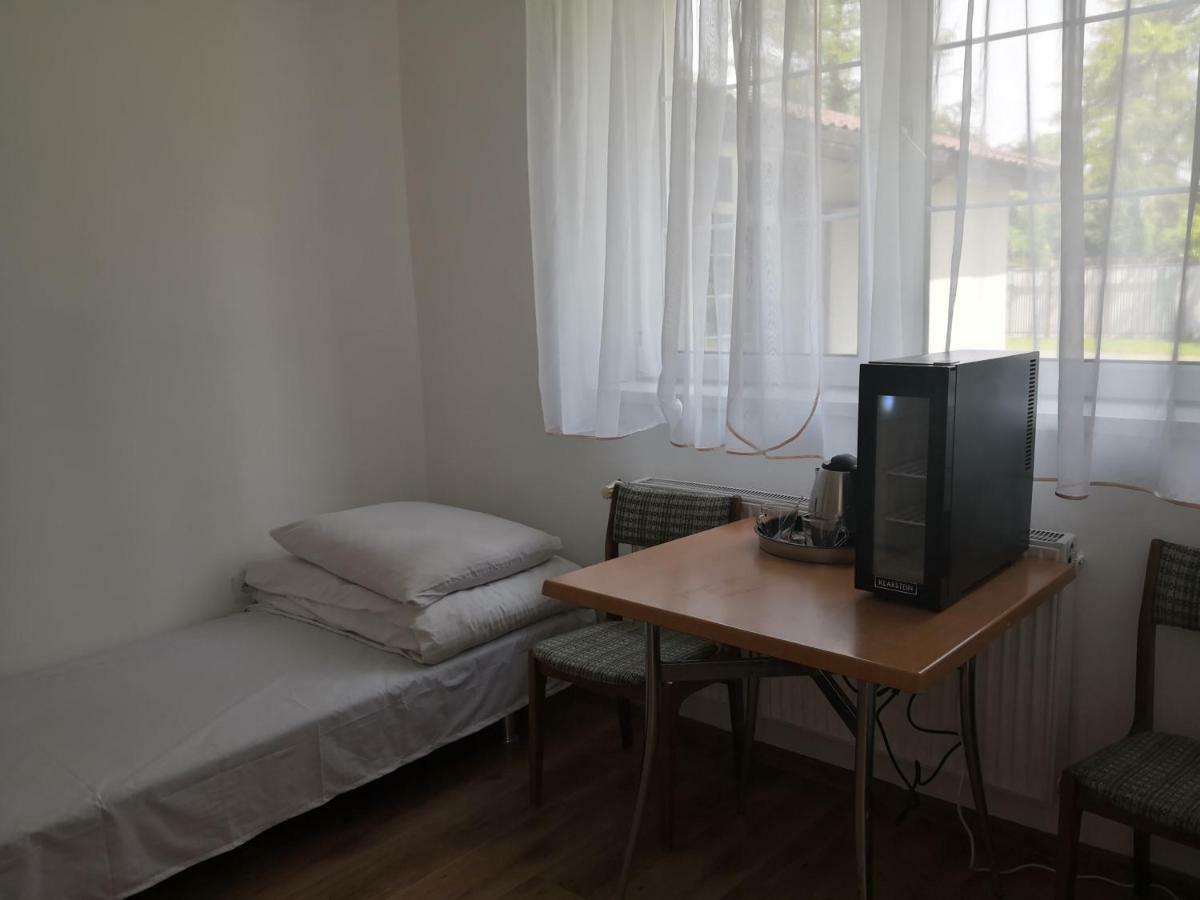 Las Dwa Trzy Ośno Lubuskie Extérieur photo